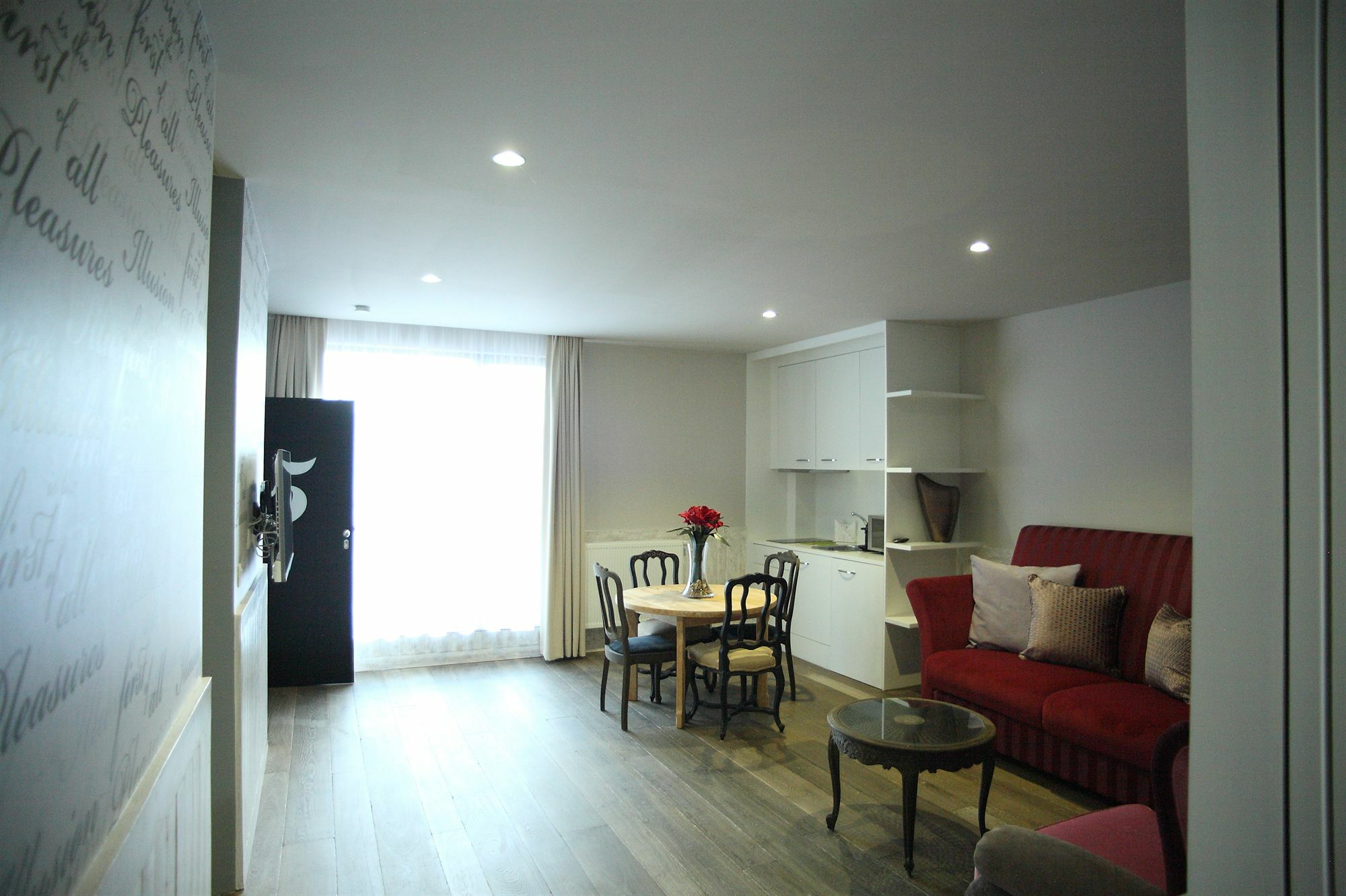 Aparthotel L'Impronta Etterbeek Екстер'єр фото